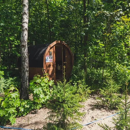 Nad Jeziorem Strykowskim Δωμάτια σε οικογενειακή κατοικία *