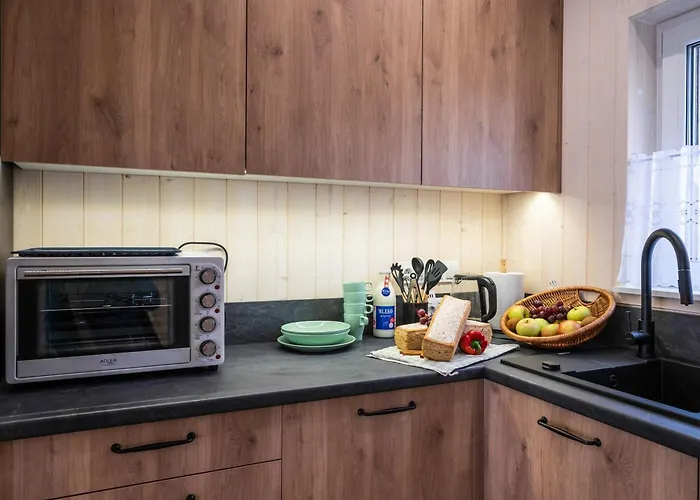 民宿 Nad Jeziorem Strykowskim