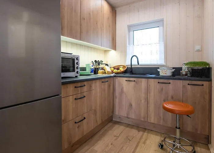 Nad Jeziorem Strykowskim 民宿 *