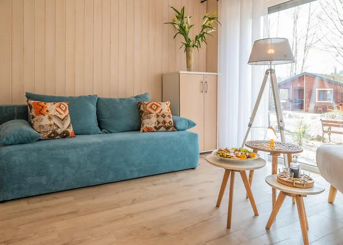 民宿 Nad Jeziorem Strykowskim *