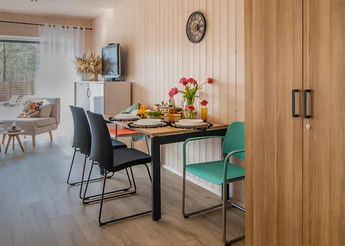 民宿 Nad Jeziorem Strykowskim Sapowice