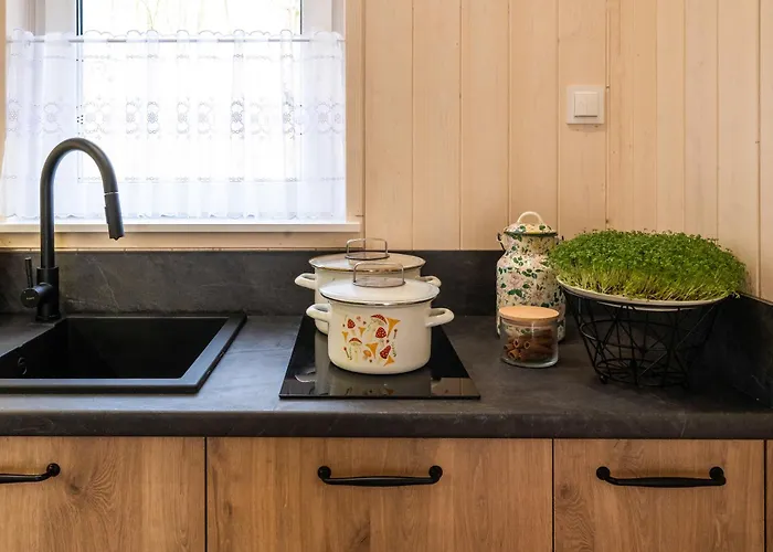 Nad Jeziorem Strykowskim 民宿 Sapowice