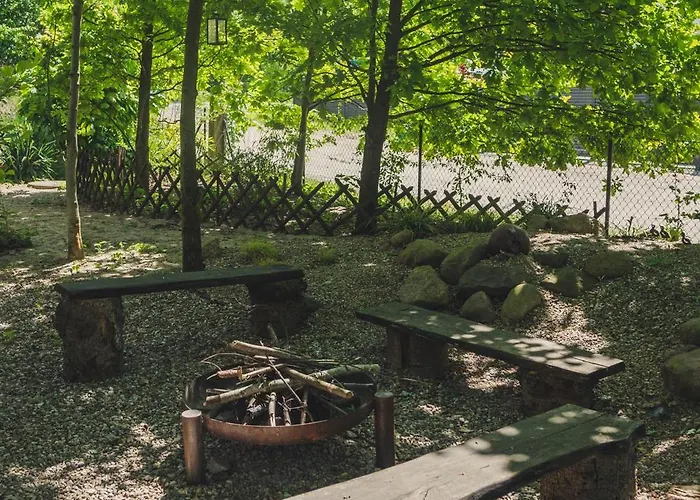 民宿 Nad Jeziorem Strykowskim