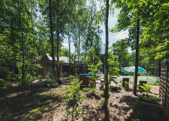 民宿 Nad Jeziorem Strykowskim