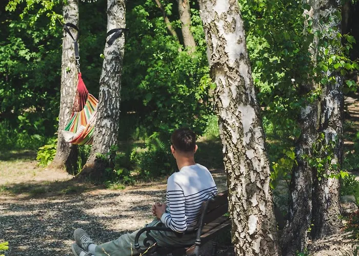 Nad Jeziorem Strykowskim 民宿