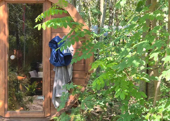 Nad Jeziorem Strykowskim منزل للإقامة